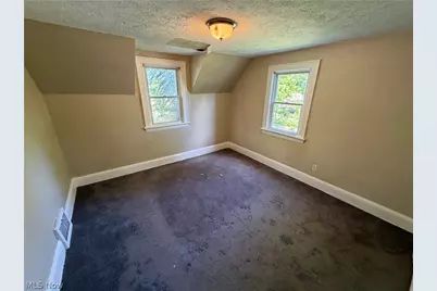 918 Frederick Boulevard, Akron, OH 44320 - Photo 16