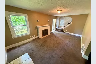 918 Frederick Boulevard, Akron, OH 44320 - Photo 6