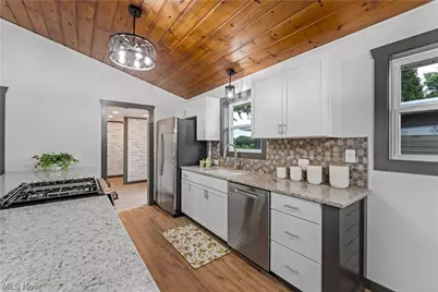 12500 Salem Warren Road, Salem, OH 44460 - Photo 16