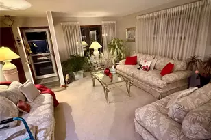 46 E Shore Blvd, Eastlake, OH 44095 - Photo 4