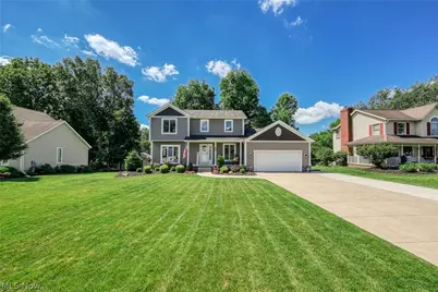 1560 Applewood Way, Uniontown, OH 44685 - Photo 2