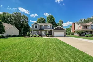1560 Applewood Way, Uniontown, OH 44685 - Photo 2