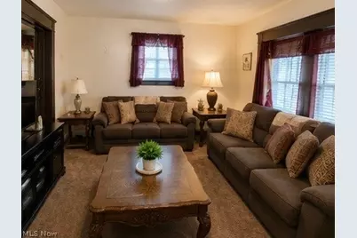 1722 Cliffview Road, Loveland, OH 44112 - Photo 2
