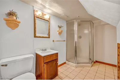 17435 Lake Avenue, Oakwood, OH 44107 - Photo 38