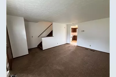 7317 Seymour Street NW, Massillon, OH 44646 - Photo 4