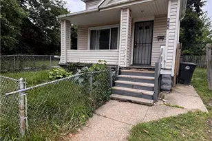 688 E 96th St, Loveland, OH 44108 - Photo 2
