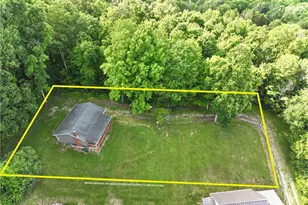 70906 Reynolds, Piedmont, OH 43983 - Photo 2