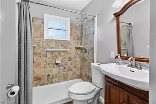 4429 Burkey Rd, Austintown, OH 44515 - Photo 12