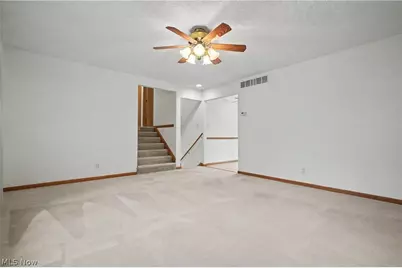 2704 Lyman Drive, New Franklin, OH 44216 - Photo 10