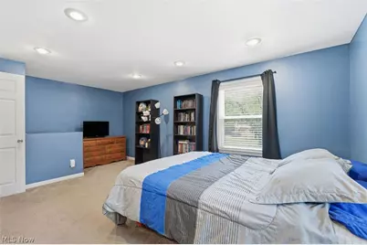 19230 Scottsdale Boulevard, Huber Heights, OH 44122 - Photo 24