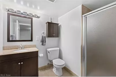 19230 Scottsdale Boulevard, Huber Heights, OH 44122 - Photo 40