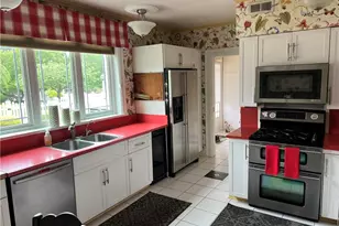 115 E Lawn Ave, St Clairsville, OH 43950 - Photo 16