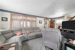 1035 Auld St, Alliance, OH 44601 - Photo 4