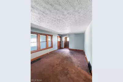 2041 13th Street SW, Akron, OH 44314 - Photo 8