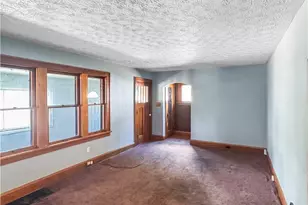 2041 13th St SW, Akron, OH 44314 - Photo 8