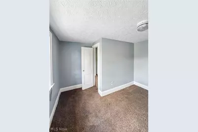 2041 13th Street SW, Akron, OH 44314 - Photo 14