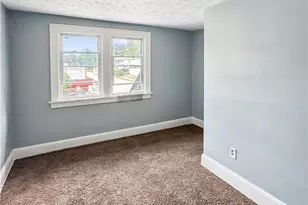 2041 13th St SW, Akron, OH 44314 - Photo 12
