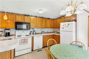 6886 Lindsley Ave, Andover, OH 44003 - Photo 6