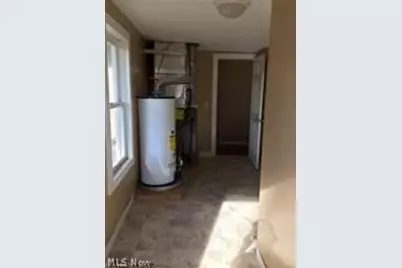39 W 2nd Street #A, Frazeysburg, OH 43822 - Photo 10