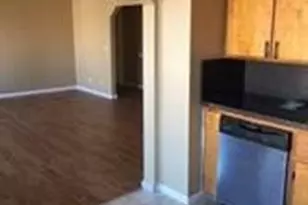 39 W 2nd St, Frazeysburg, OH 43822 - Photo 4