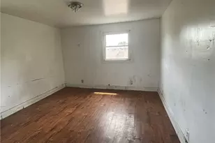 810 N 6th Ave, Steubenville, OH 43952 - Photo 8