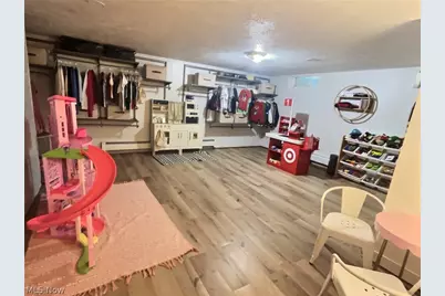 10566 Clapsaddle Avenue NE, Alliance, OH 44601 - Photo 24