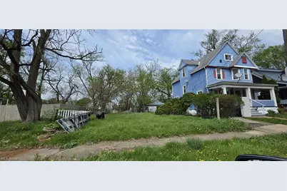9509 Heath Avenue, Loveland, OH 44104 - Photo 1
