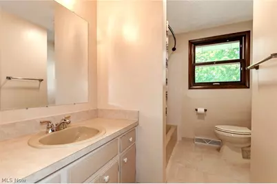249 Shore Drive, Eastlake, OH 44095 - Photo 16