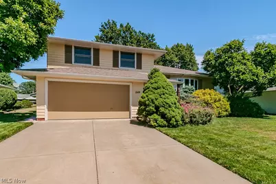 249 Shore Drive, Eastlake, OH 44095 - Photo 2