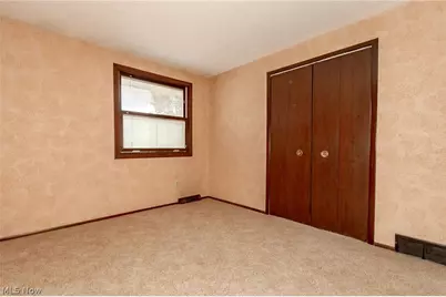 249 Shore Drive, Eastlake, OH 44095 - Photo 18