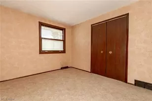 249 Shore Dr, Eastlake, OH 44095 - Photo 18