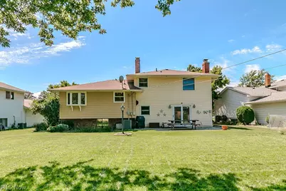 249 Shore Drive, Eastlake, OH 44095 - Photo 30