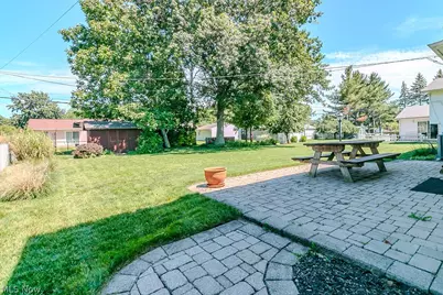 249 Shore Drive, Eastlake, OH 44095 - Photo 4
