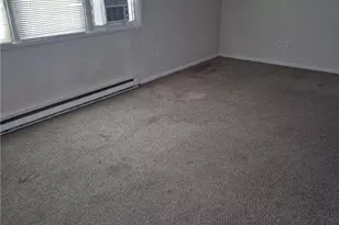 640 Lakeside Dr, Cambridge, OH 43725 - Photo 2