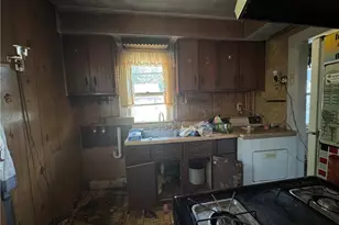 1578 E 337th St, Eastlake, OH 44095 - Photo 8