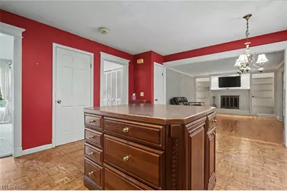 2692 Foxwood Drive, Akron, OH 44333 - Photo 8