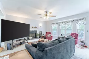 1347 Sharonbrook Dr, Twinsburg, OH 44087 - Photo 6