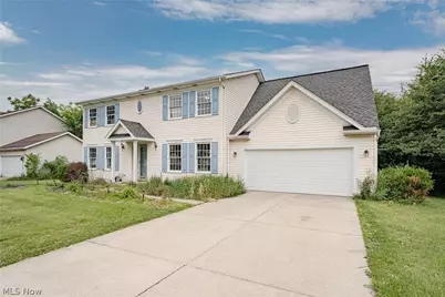 1347 Sharonbrook Drive, Twinsburg, OH 44087 - Photo 2