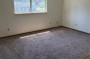 49 W 8th St, Dresden, OH 43821 - Photo 4