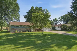 2131 Myrta Dr, Wooster, OH 44691 - Photo 2