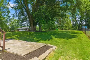6055 Apple St, Louisville, OH 44641 - Photo 36