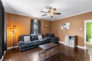 71571 Hall St, St Clairsville, OH 43950 - Photo 6