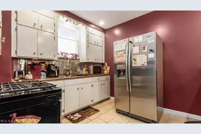914 Taylor Avenue, Cambridge, OH 43725 - Photo 8