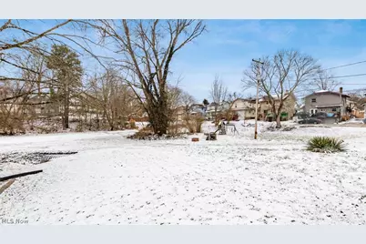 914 Taylor Avenue, Cambridge, OH 43725 - Photo 30