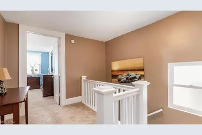914 Taylor Avenue, Cambridge, OH 43725 - Photo 18
