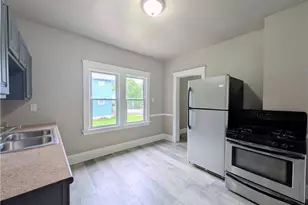 10302 Lamontier Ave, Loveland, OH 44104 - Photo 16
