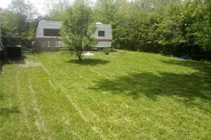 731 16th St, Elyria, OH 44035 - Photo 8