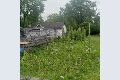731 16th Street, Elyria, OH 44035 - Photo 6