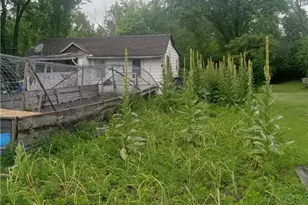 731 16th St, Elyria, OH 44035 - Photo 6