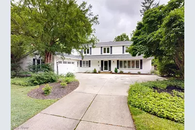 21522 S Woodland Road, Huber Heights, OH 44122 - Photo 2